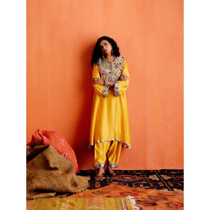 Karishma Khanduja Arshad Yellow Embellished Kurta with Salwar (Set of 2)