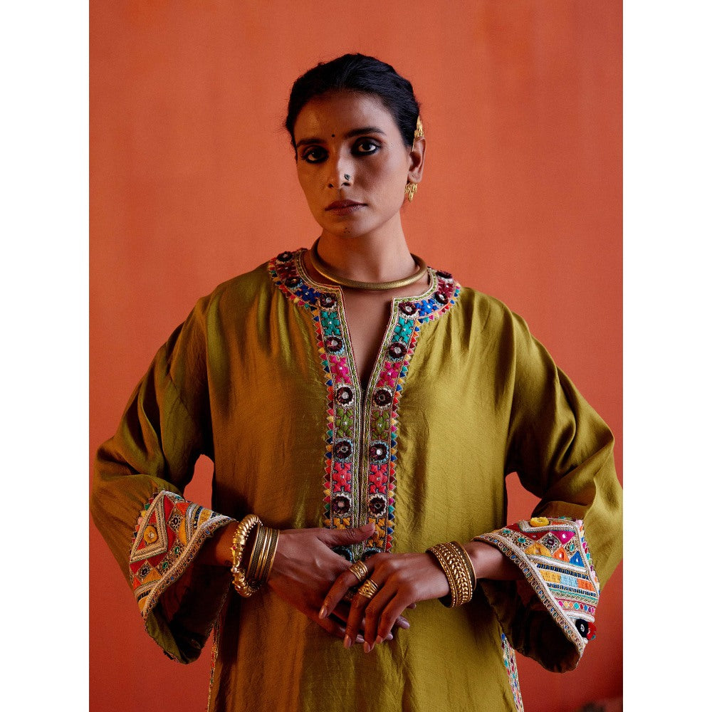 Karishma Khanduja Afzal Mehndi Green Embellished Kurta with Dhoti (Set of 2)