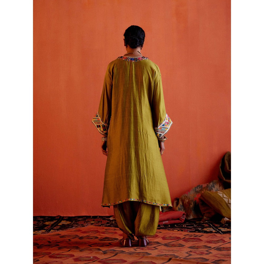 Karishma Khanduja Afzal Mehndi Green Embellished Kurta with Dhoti (Set of 2)