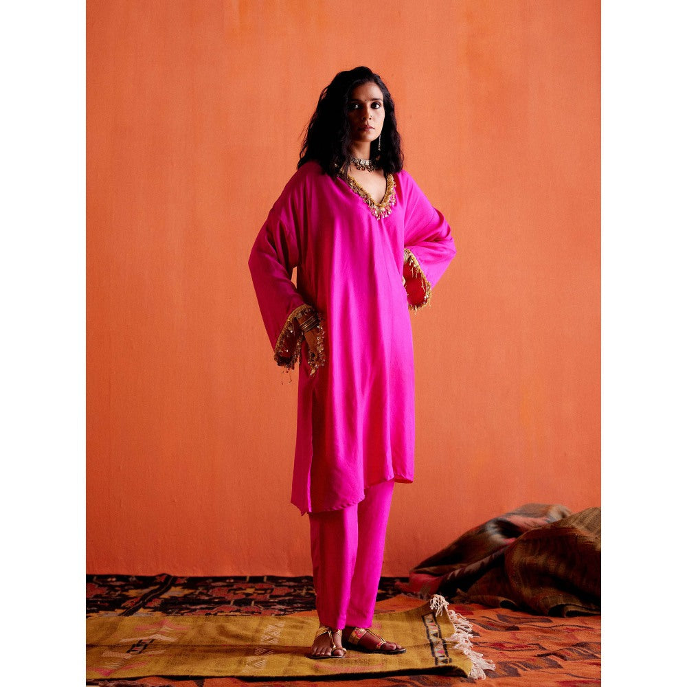 Karishma Khanduja Pradeep Pink Embellished Kurta and Pant (Set of 2)