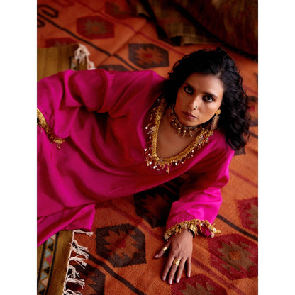 Karishma Khanduja Pradeep Pink Embellished Kurta and Pant (Set of 2)