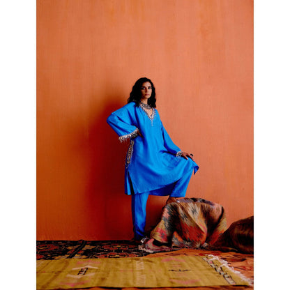 Karishma Khanduja Pradeep Blue Embellished Kurta and Pant (Set of 2)