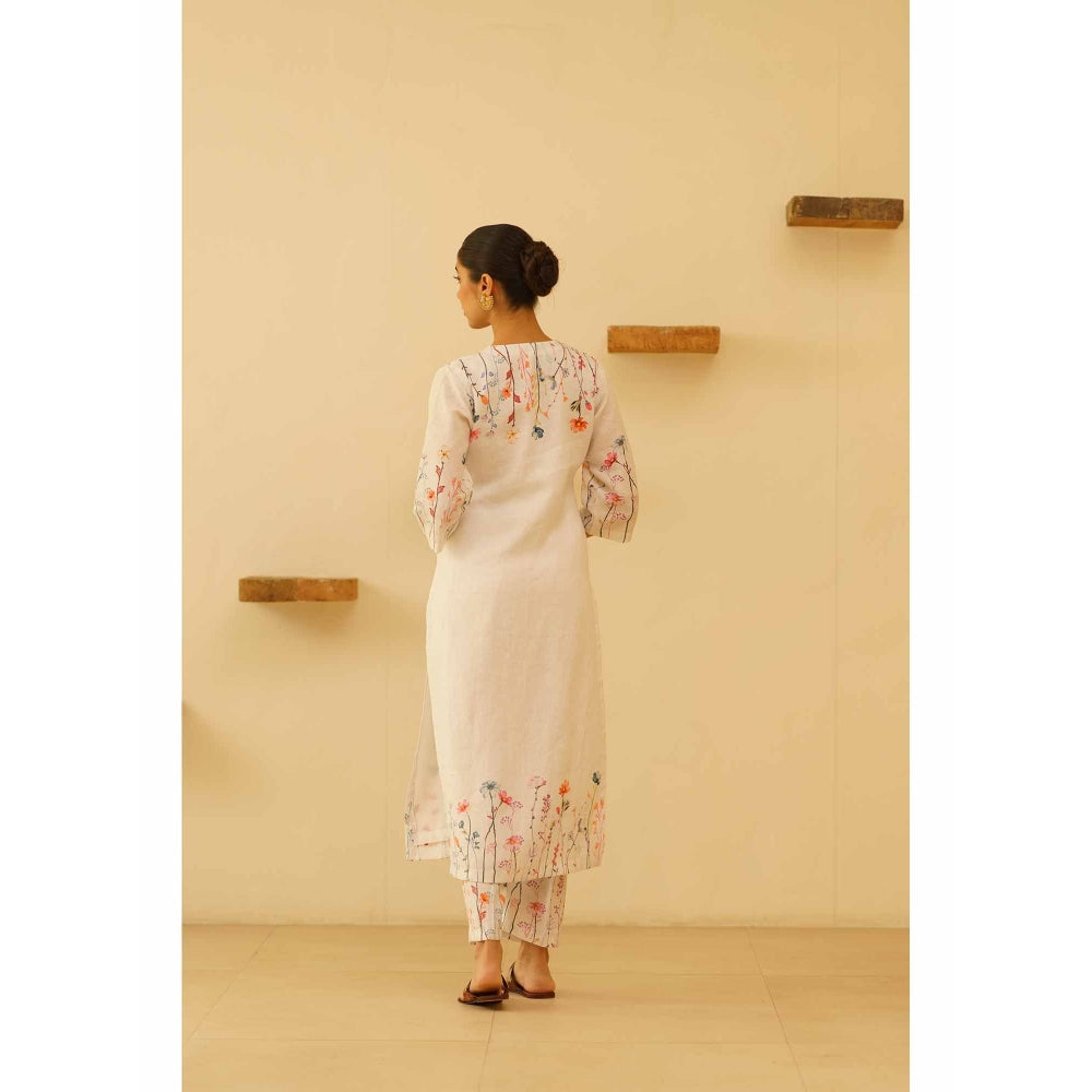 KAVANA Zara Floral Print Embroidery Kurta with Pant and Dupatta (Set of 3)