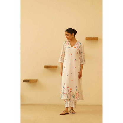 KAVANA Zara Floral Print Embroidery Kurta with Pant and Dupatta (Set of 3)