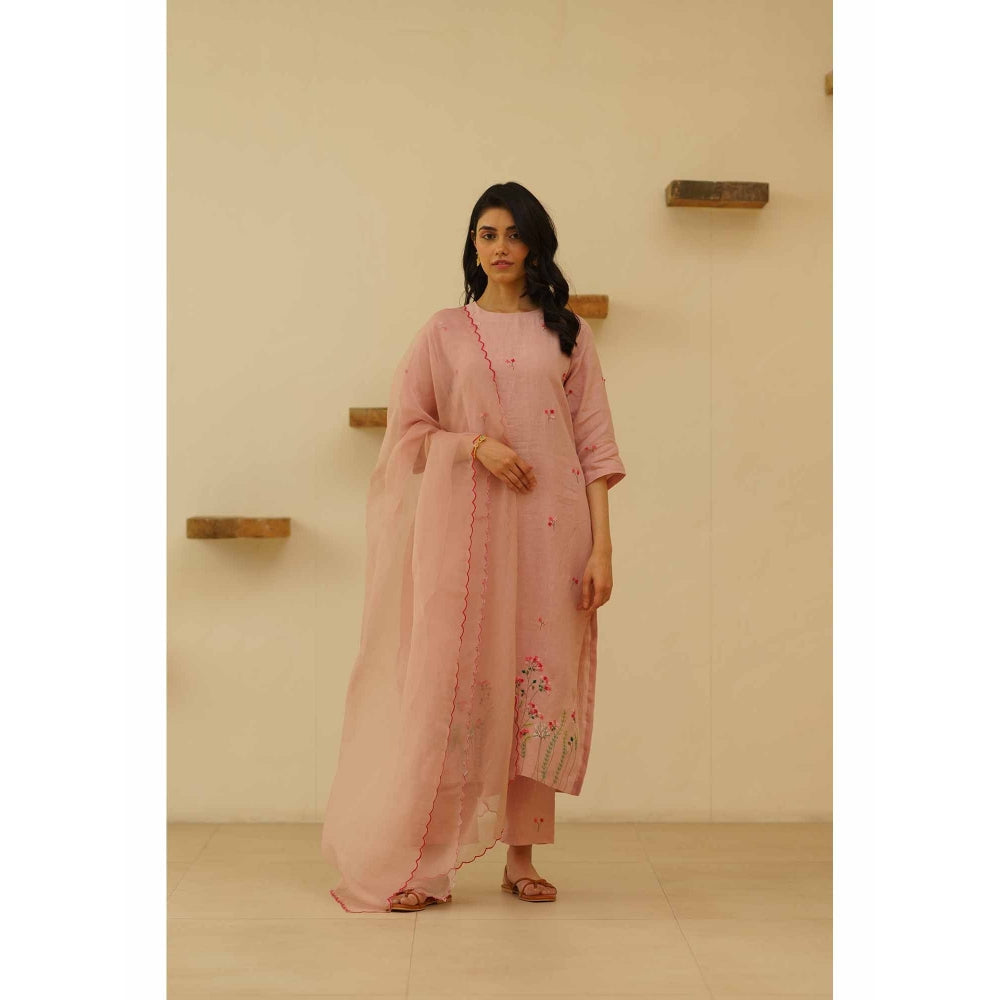 KAVANA Libas Floral Print Embroidery Kurta with Pant and Dupatta (Set of 3)