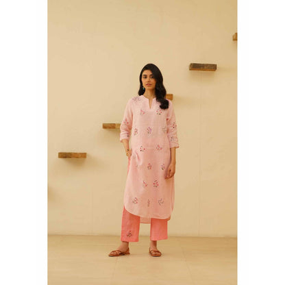 KAVANA Farah Floral Print Embroidery Kurta with Pant and Dupatta (Set of 3)