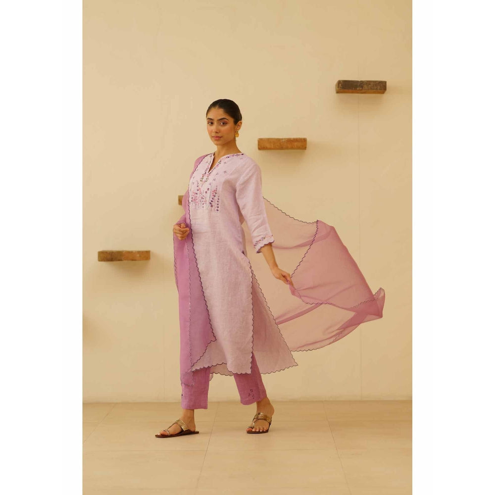 KAVANA Sravya Floral Print Embroidery Kurta with Pant and Dupatta (Set of 3)