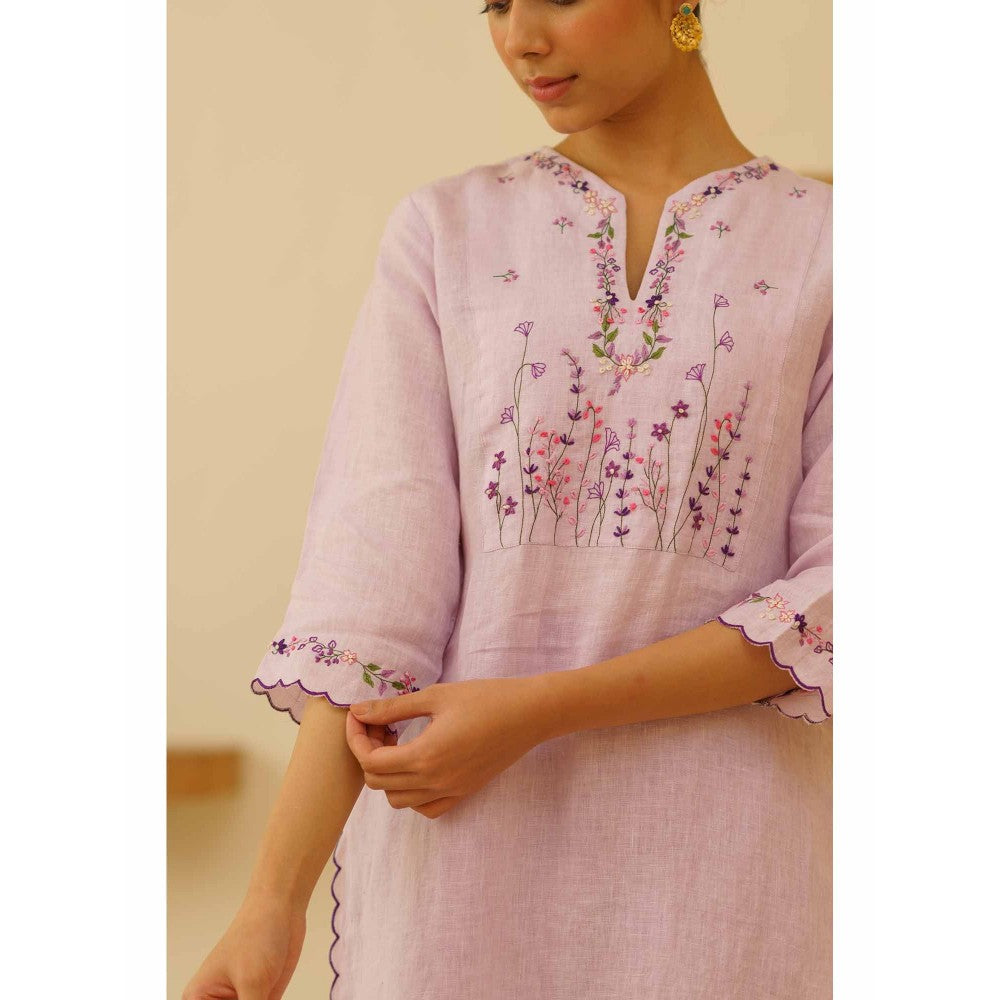 KAVANA Sravya Floral Print Embroidery Kurta with Pant and Dupatta (Set of 3)