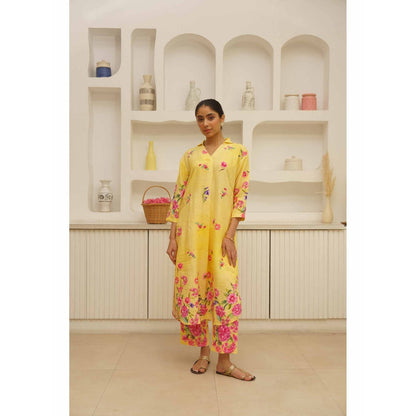 KAVANA Kashvi Floral Print Kurta with Pant (Set of 2)