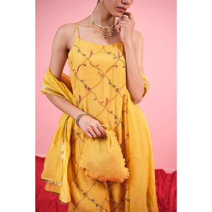 KAVANA Women Embroidered Yellow Surbhi Chanderi Dupatta