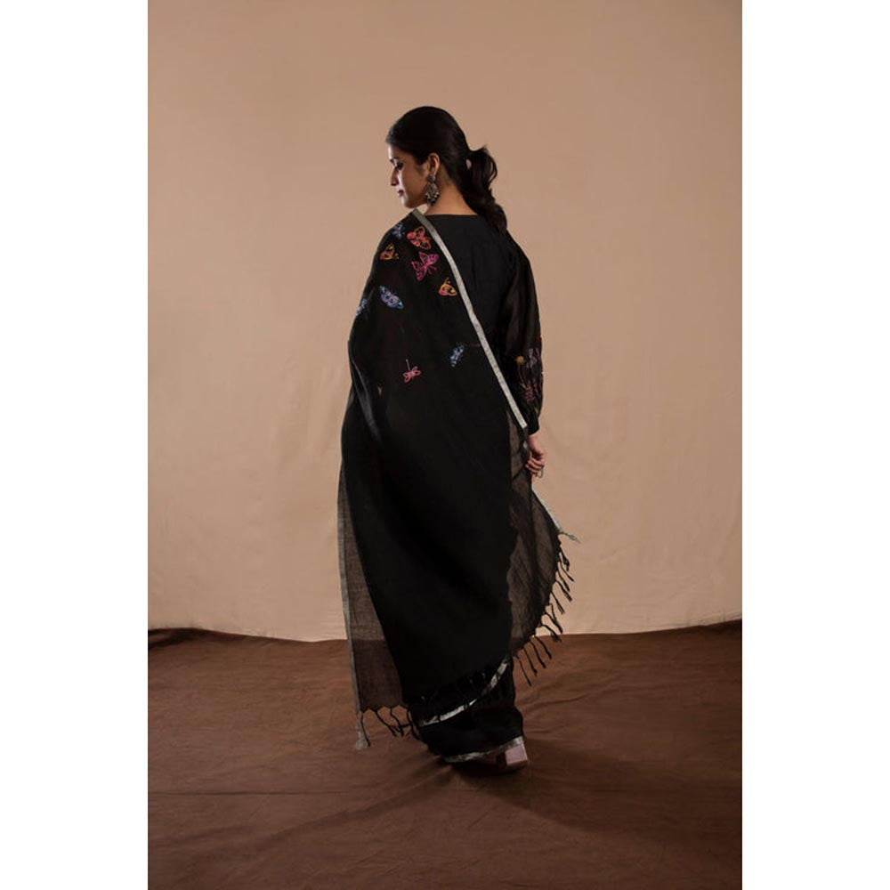 KAVANA Women Embroidered Black Titli Linen Saree