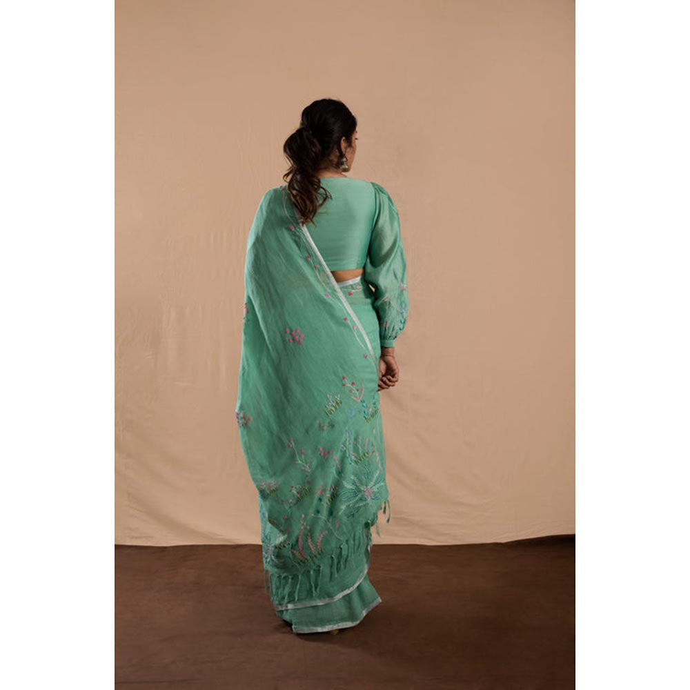 KAVANA Women Embroidered Green Suhana Safar Linen Saree