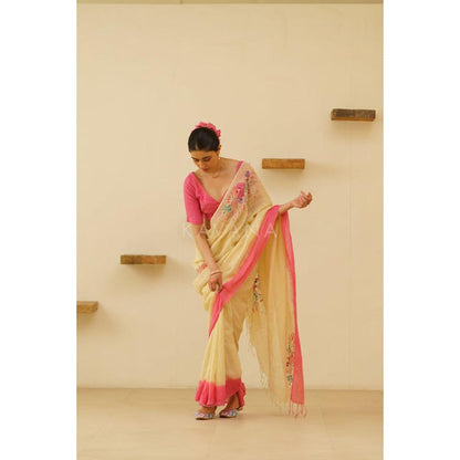 KAVANA Women Embroidered Yellow Tara Linen Saree