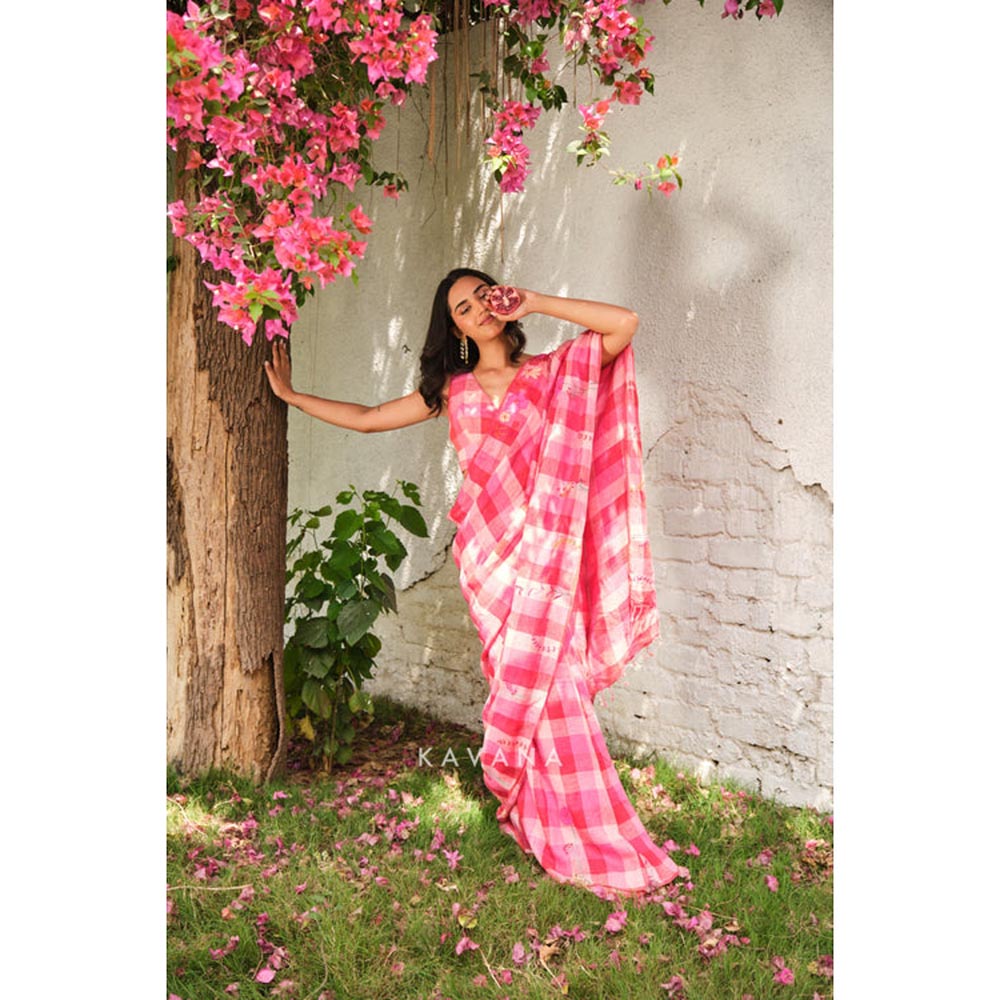KAVANA Women Pink Checked Bubblegum Saree