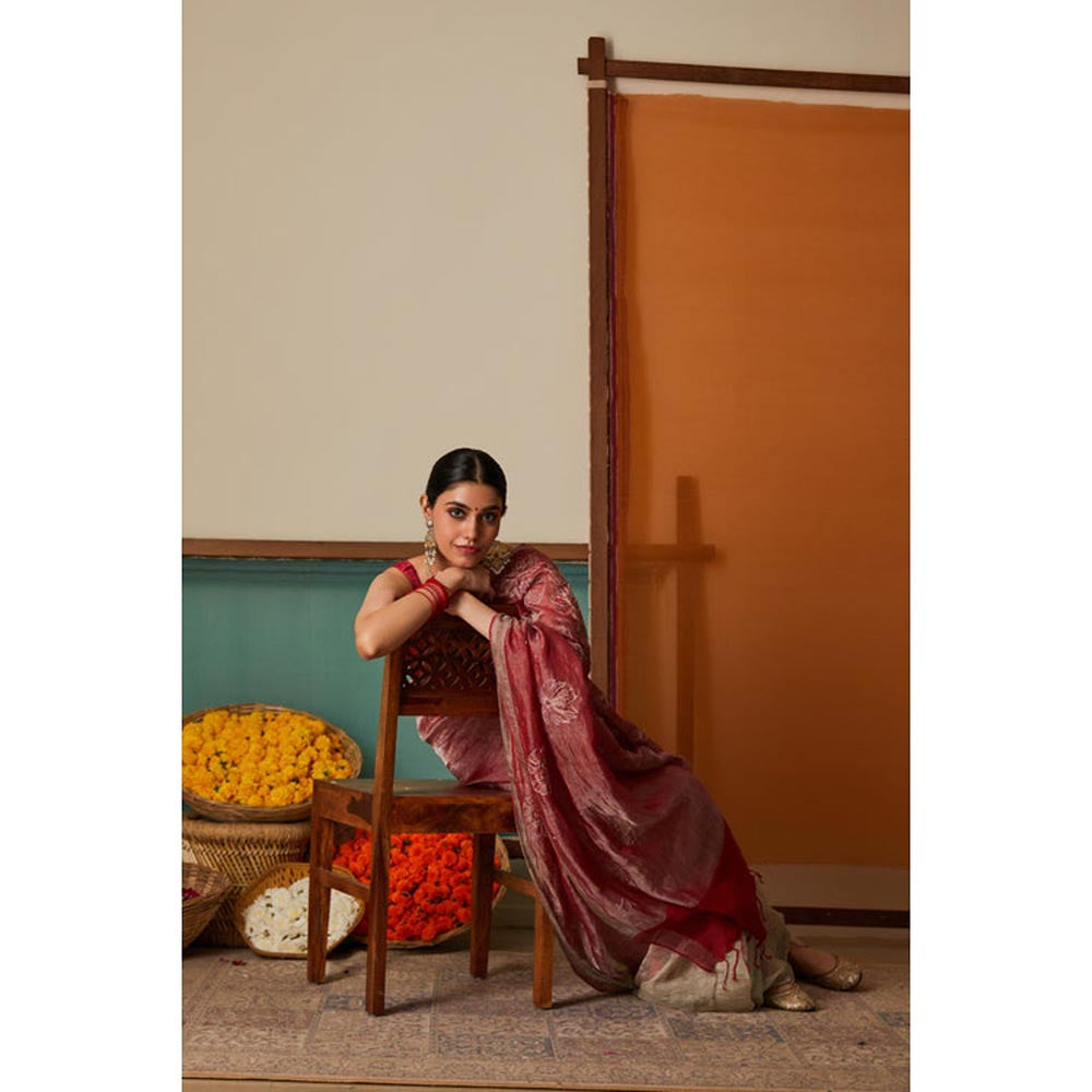 KAVANA Mogra Zari Linen Saree