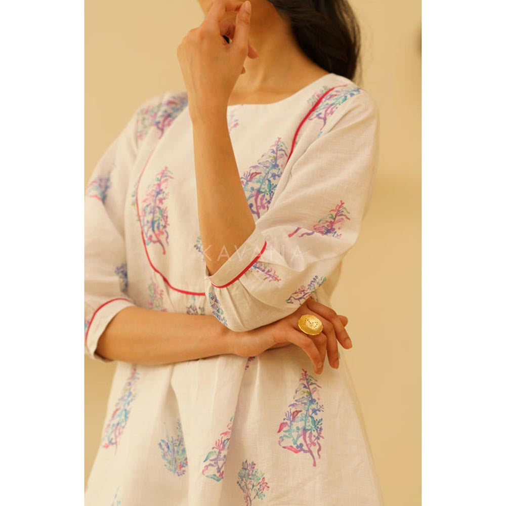 KAVANA Women Floral Print White Zaki Kurta and Pant