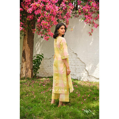 KAVANA Women Checks Three Fourth Sleeves Kairi Kurta with Pant