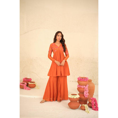 KAVANA Women Floral Full Sleeves Niti Chanderi Kurta with Sharara