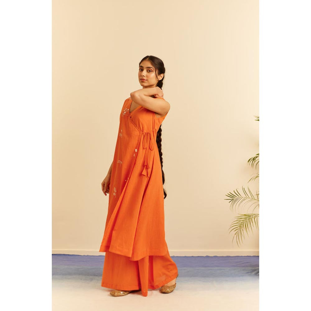 KAVANA Women Embroidered Kesar Kurta with Pant