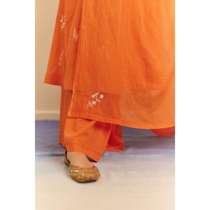 KAVANA Women Embroidered Kesar Kurta with Pant