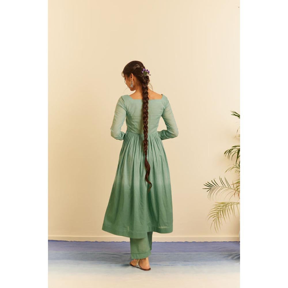 KAVANA Women Embroidered Full Sleeves Harit Kurta with Pant