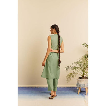KAVANA Women Embroidered Green Van Kurta and Pant