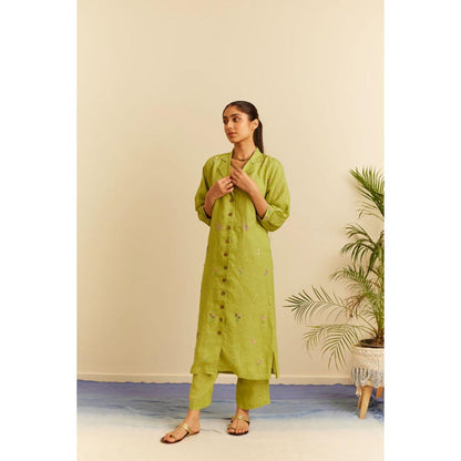 KAVANA Women Phoolani Green Kurta with Pant