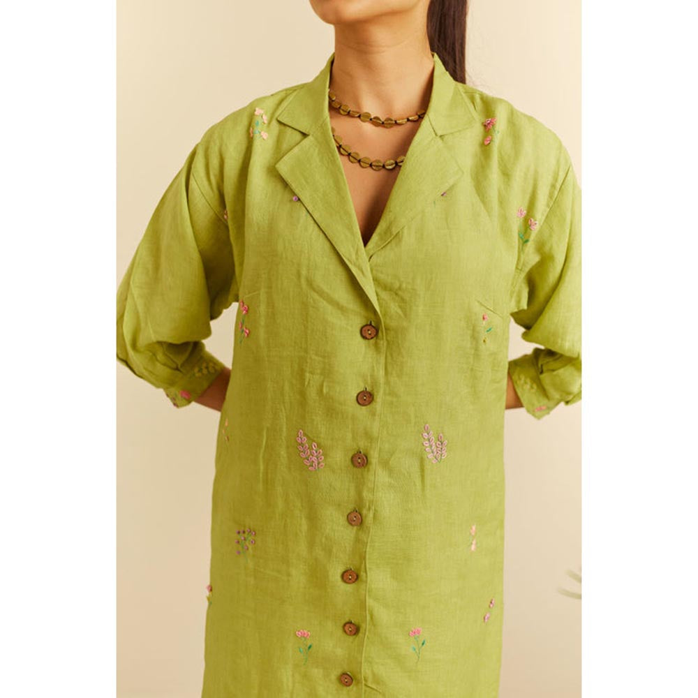 KAVANA Women Phoolani Green Kurta with Pant