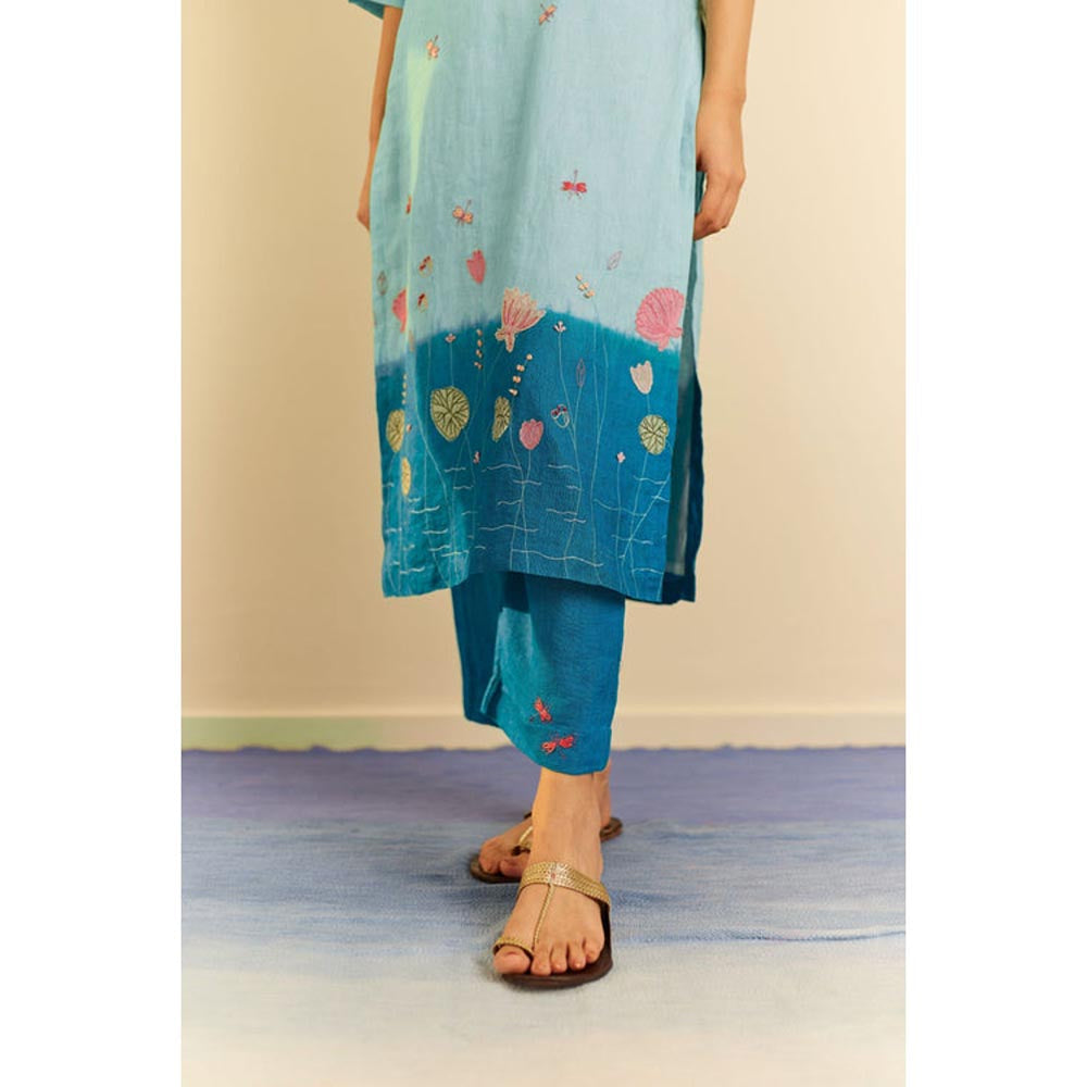 KAVANA Women Embroidered Three Fourth Sleeves Nadiya Kurta with Pant