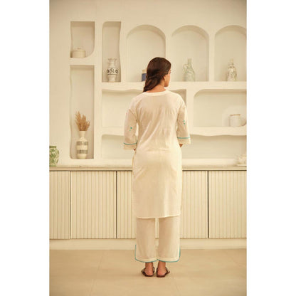 KAVANA Women Off White Crochet Embroidered Kurta with Pant