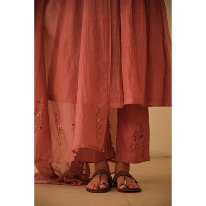 KAVANA Women Floral Full Sleeves Mauve Hand Embroidered Chanderi Kurta with Pant