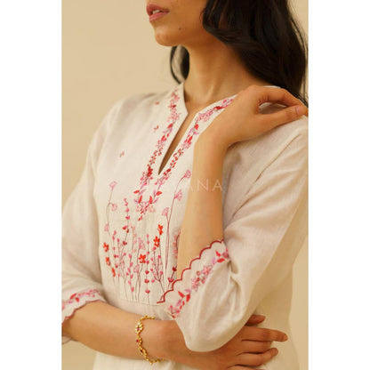KAVANA Women White Farog Embroidered Straight Kurta with Pant