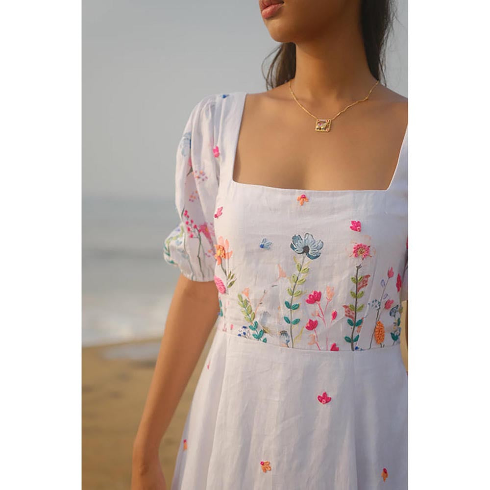 KAVANA Women Floral Embroidered Off White Zara Linen A-Line Maxi Dress