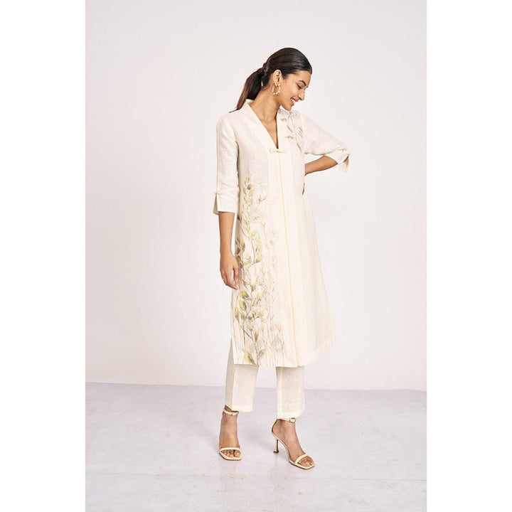 Kaveri Bamboo Grove Kurta with Pant-Off white (Set of 2)