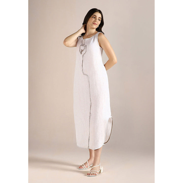 Kaveri White Body Line Roots Dress