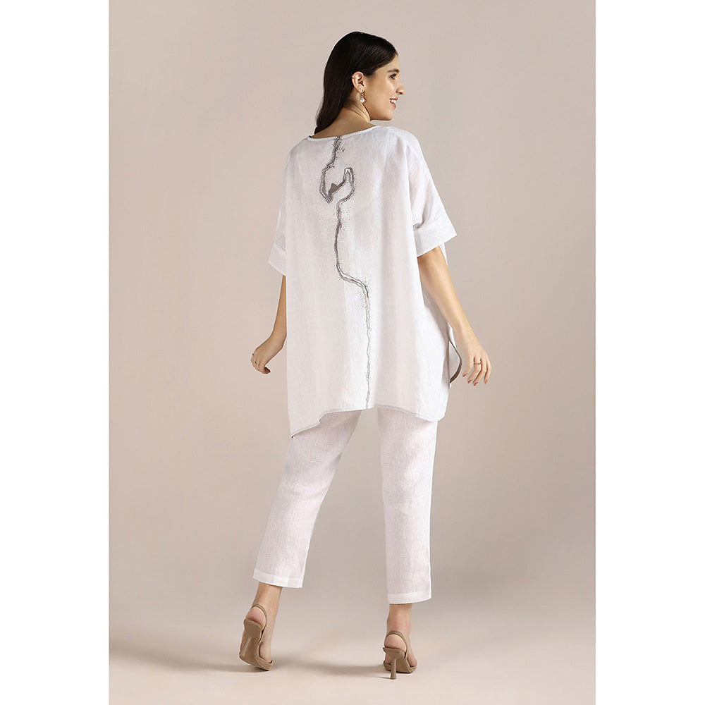 Kaveri Off White Body Line Roots Co-Ord (Set of 2)