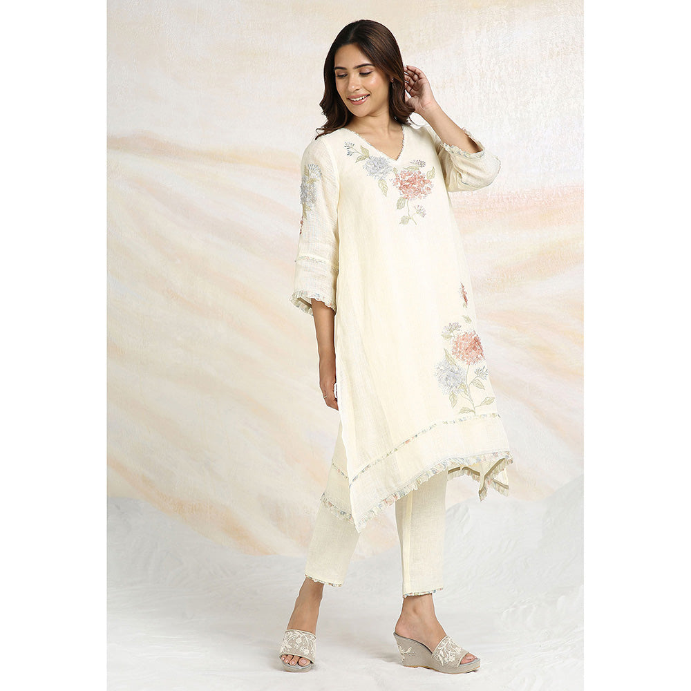 Kaveri Off White Fly Free Kurta with Pant and Dupatta (Set of 3)