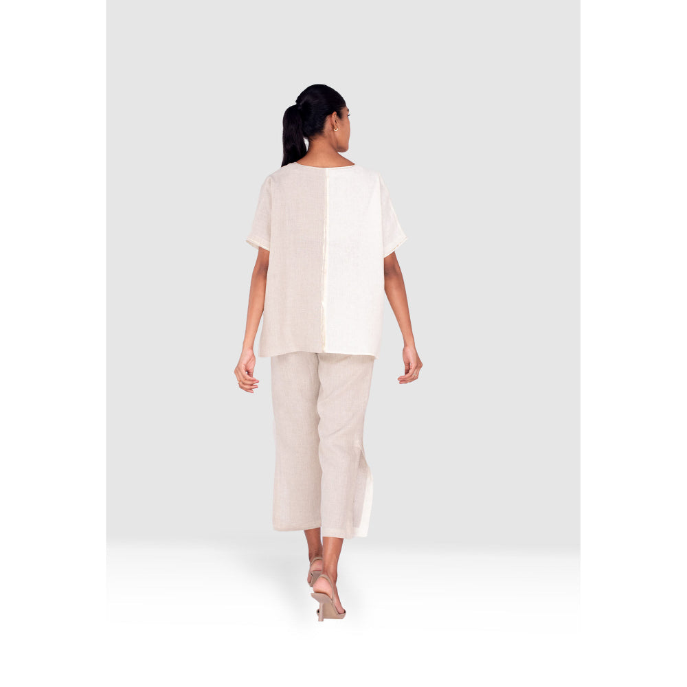 Kaveri Off White Gilded Edge Co-Ord (Set of 2)