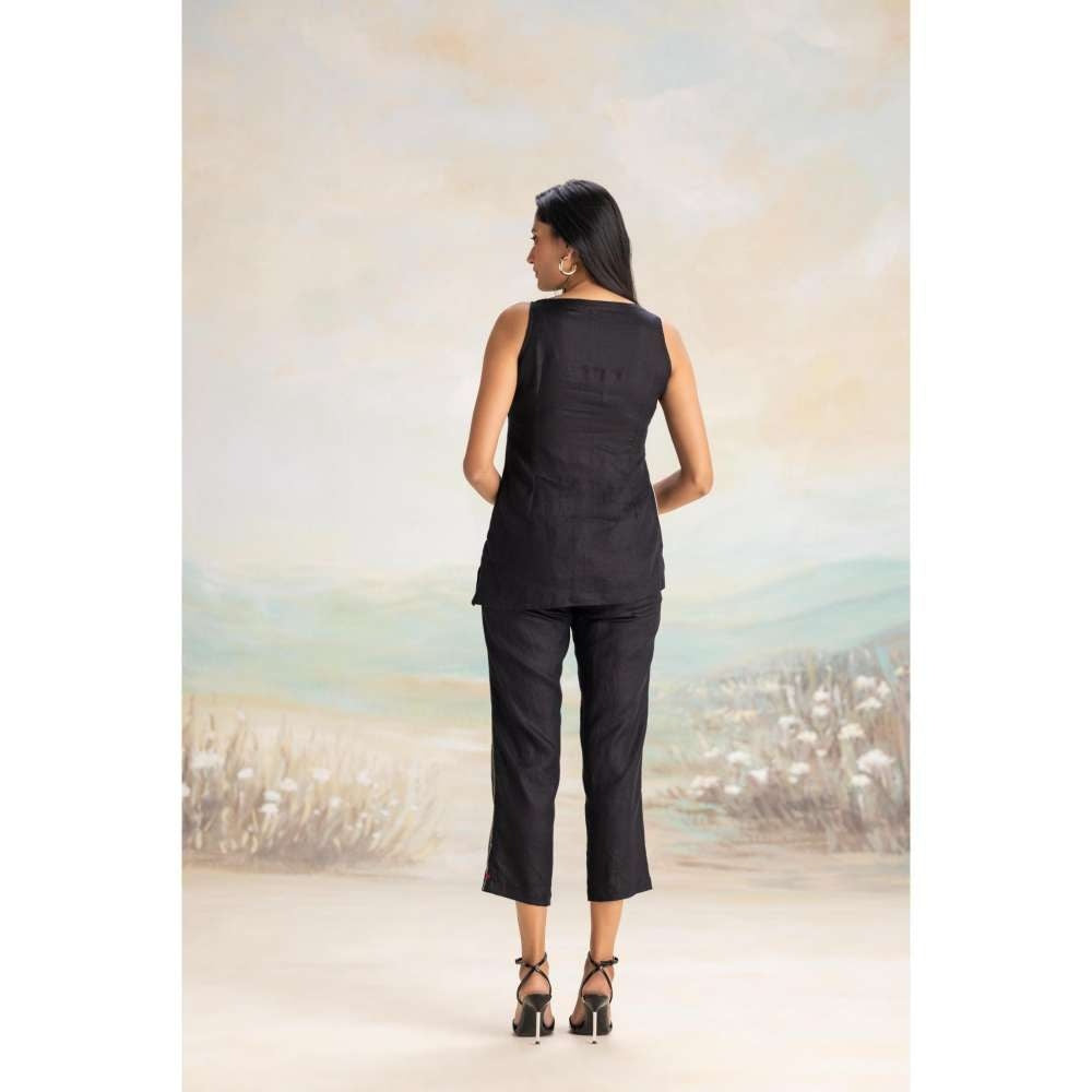 Kaveri Black Sound Wave Co-Ord (Set of 2)