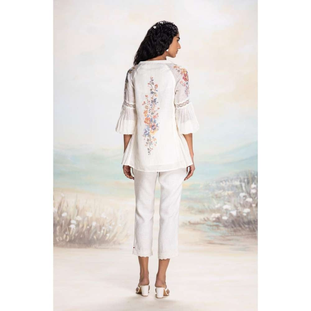 Kaveri White Vintage Rosa Wreath Co-Ord (Set of 2)