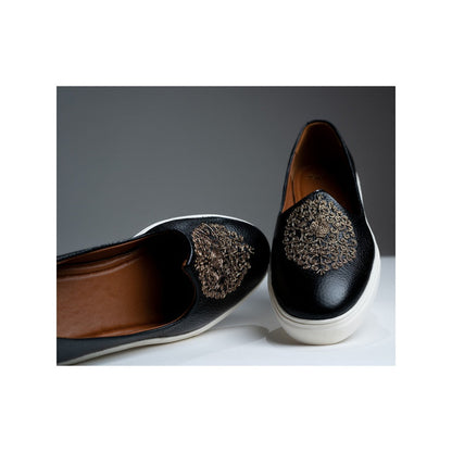 Kavith Sainaani Black-Gold Wedding Sneaker