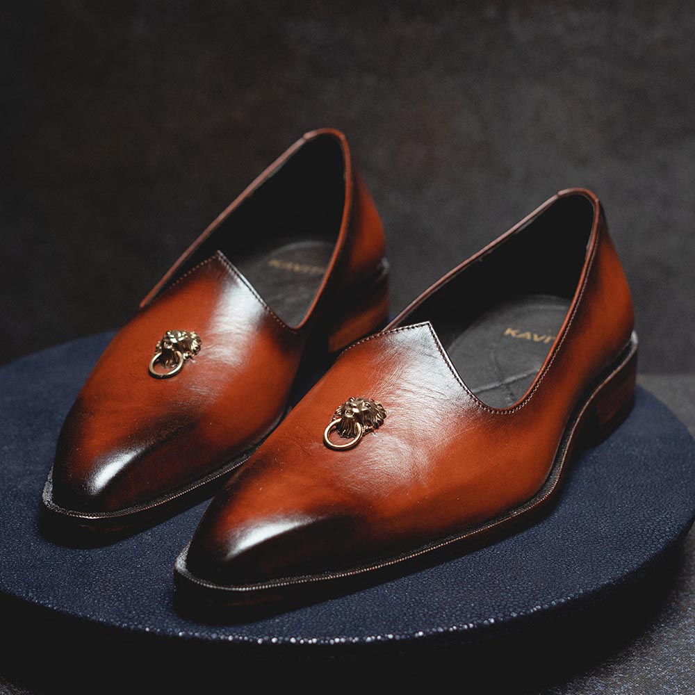 Kavith Sainaani Dark Tan Ombre Jutti