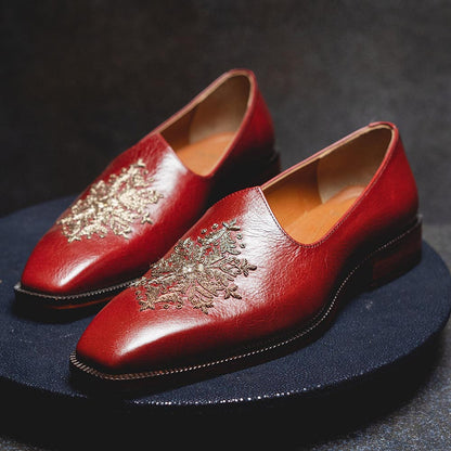 Kavith Sainaani Red Embroidered Jutti 2.0