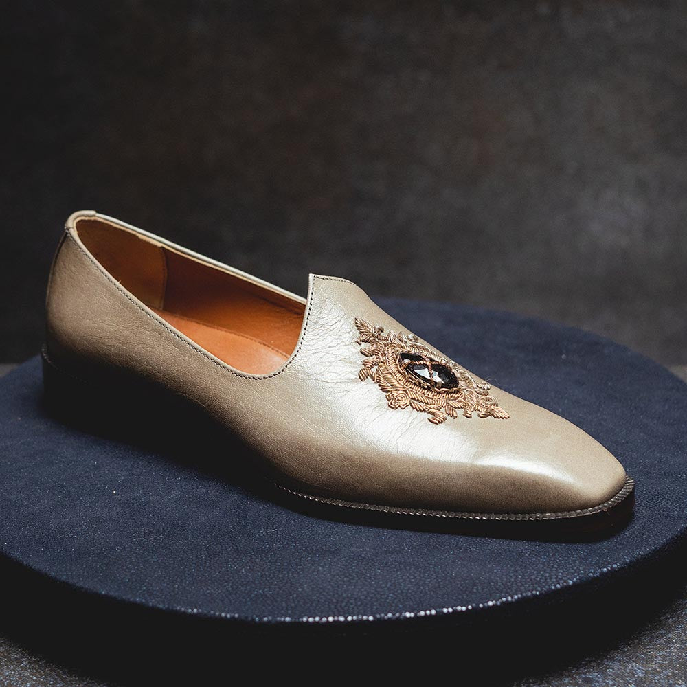 Kavith Sainaani Bone Gem Jutti