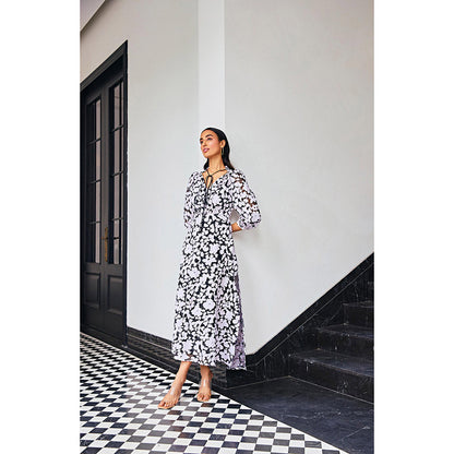 Kay Kay BY KKHUSHI SAHAII Black Floral 3D Flower Contrast Midi Dress