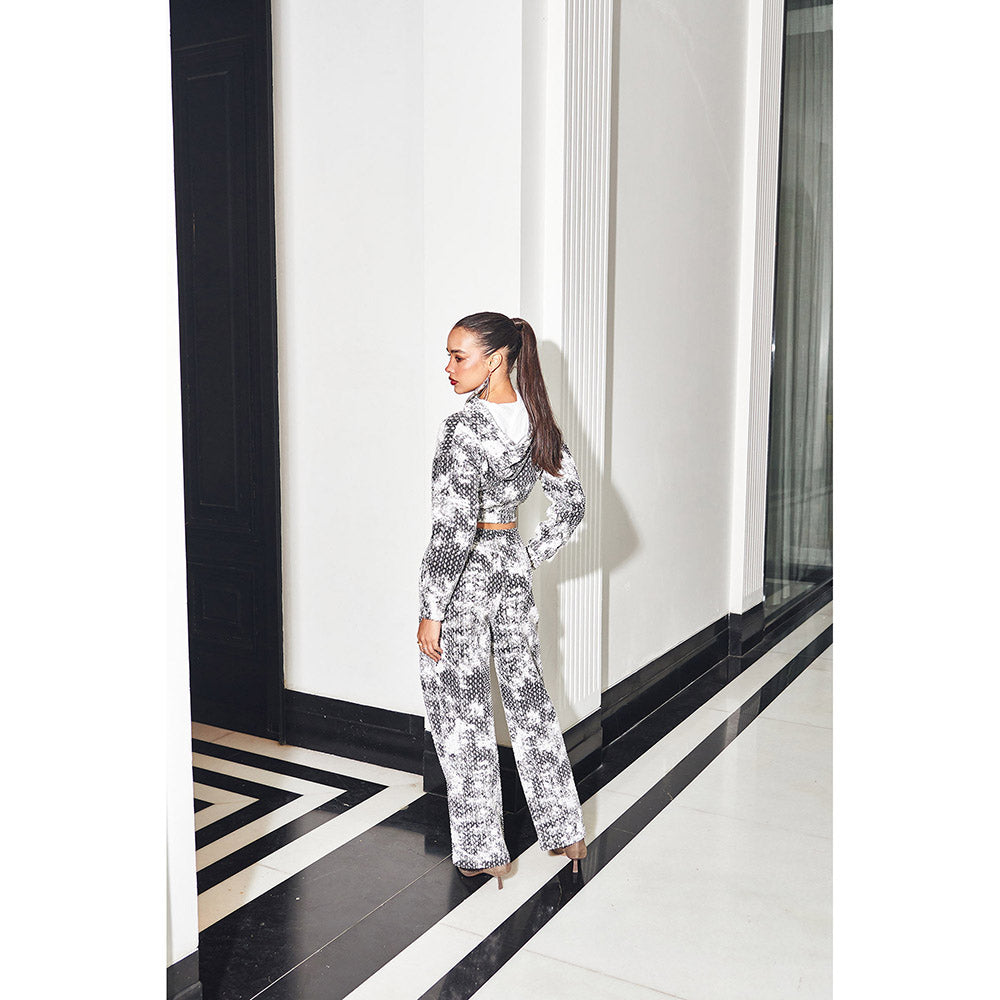 Kay Kay BY KKHUSHI SAHAII Multi-Colour Women Full Sleeves Aria Co-Ord (Set of 2)