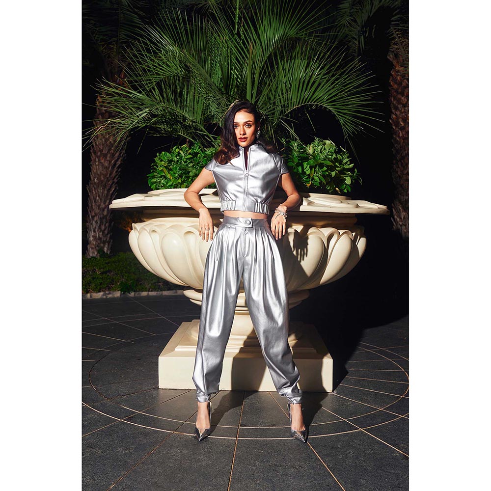 Kay Kay BY KKHUSHI SAHAII Neomi Silver Co-Ord Set