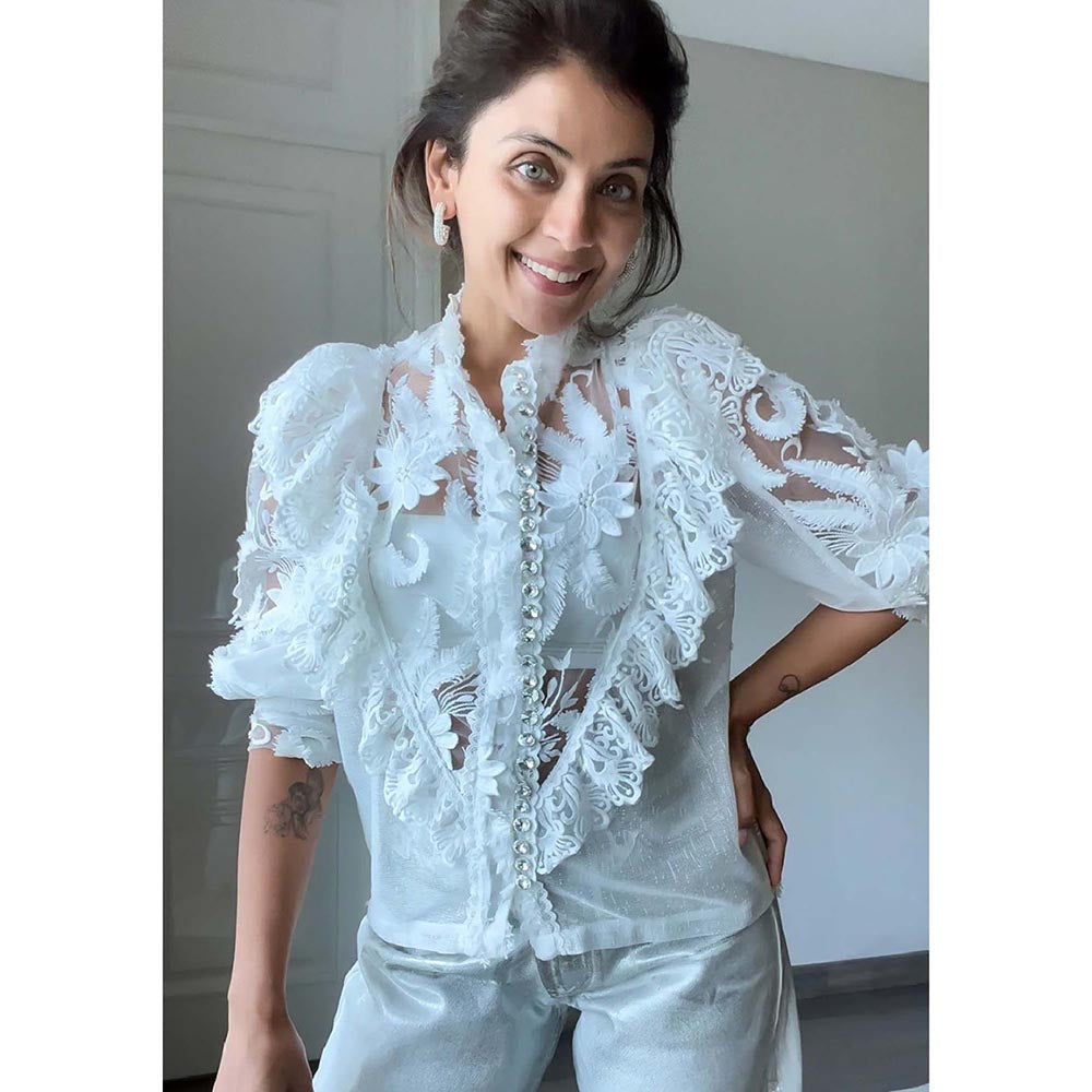 Kay Kay BY KKHUSHI SAHAII Off White 3D Lace Flower Shirt Style Top