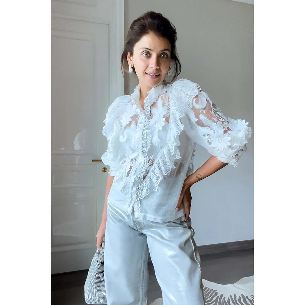 Kay Kay BY KKHUSHI SAHAII Off White 3D Lace Flower Shirt Style Top