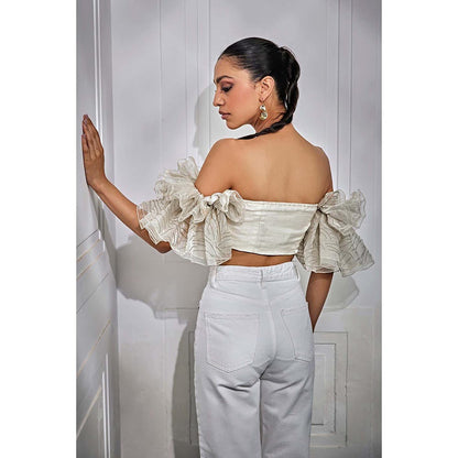 Kay Kay BY KKHUSHI SAHAII Gold Organza Chain Embroidered Crop Top